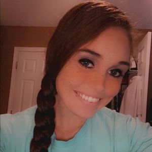 Meet your Posher, Brittney